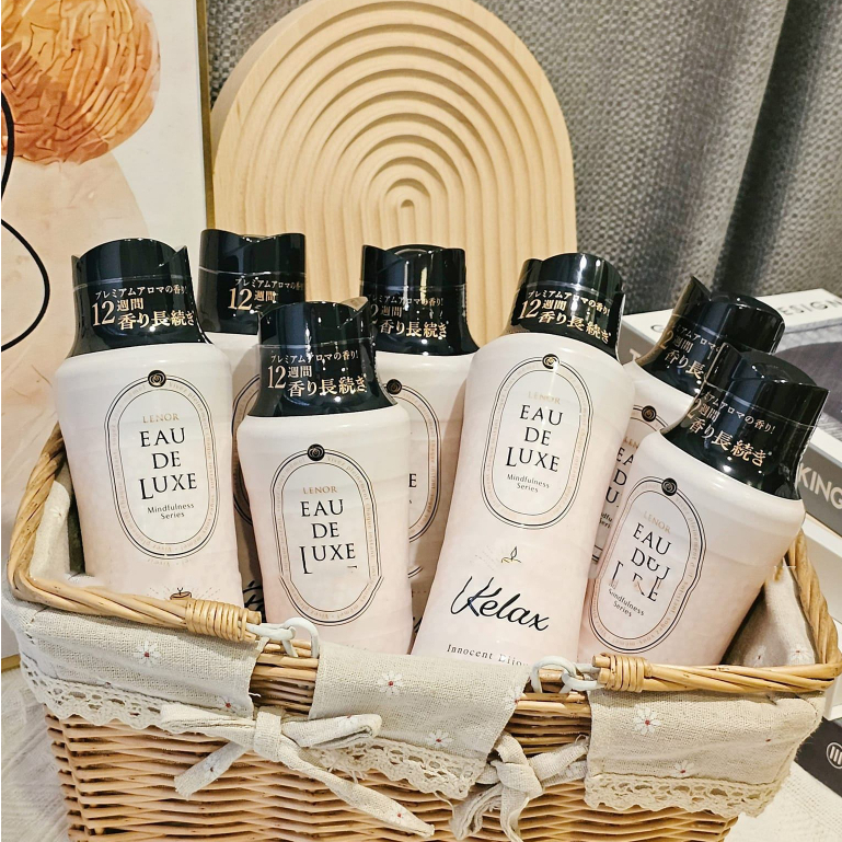 Viên xả vải cao cấp Lenor Eau De Luxe 520g