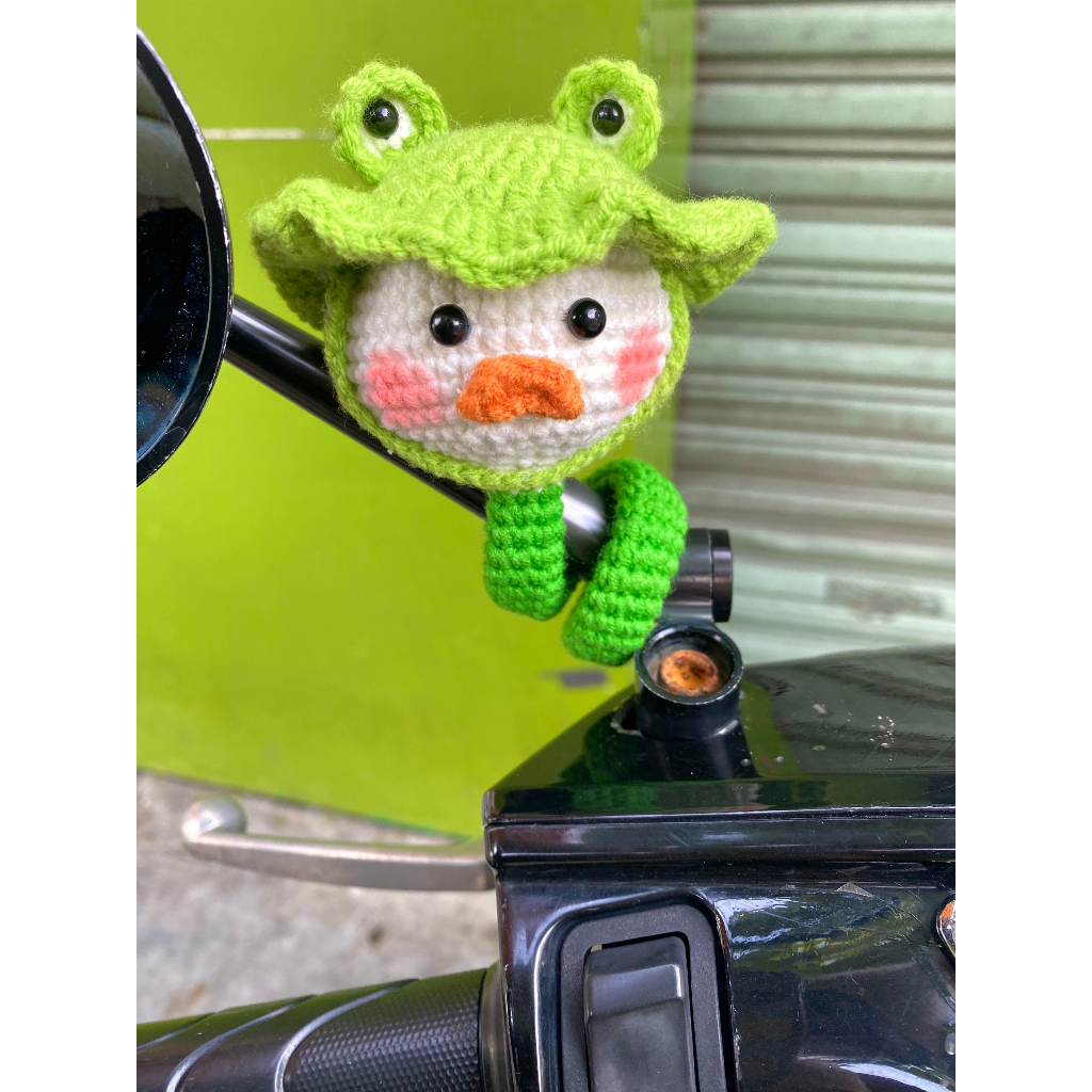 Bông hoa len gắn xe