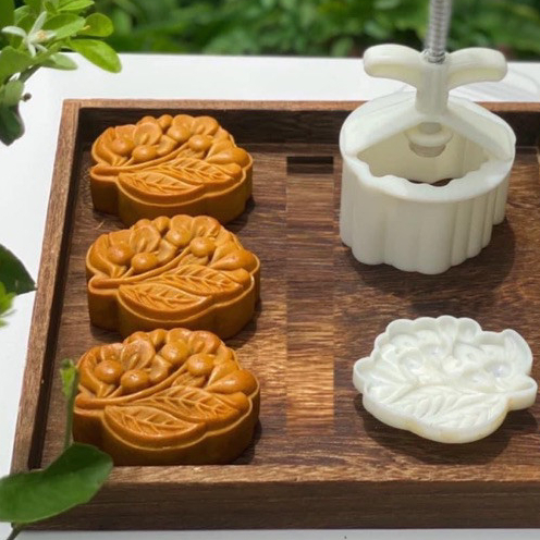 Khuôn bánh trung thu 150g - Hình Hoa Lê - Mai Tứ Quý - Mẫu mới 2023