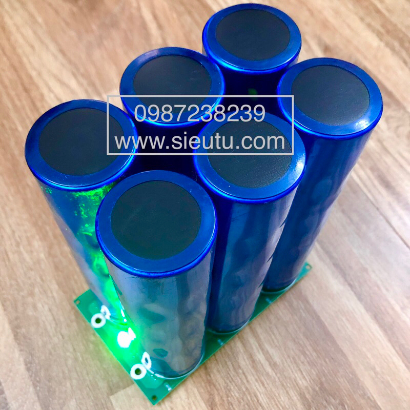 Siêu tụ điện 1400F x 6 kèm mạch cân bằng điện áp
