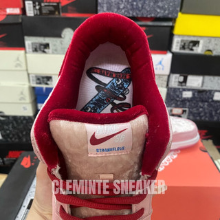 Giày SB DUNK LOW STRANGE LOVE