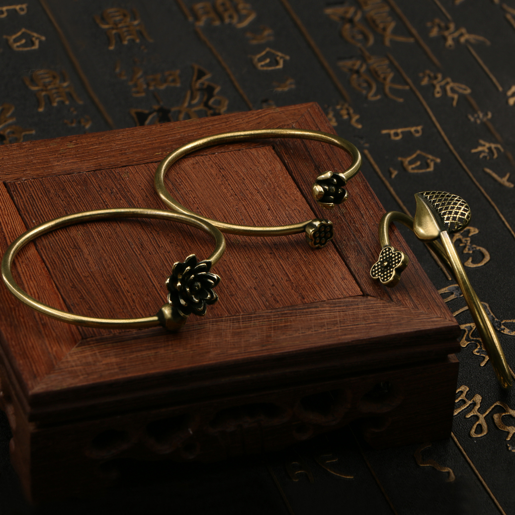 Vòng tay đồng thau phong cách cổ điển - Đi kèm hộp đưng thư pháp