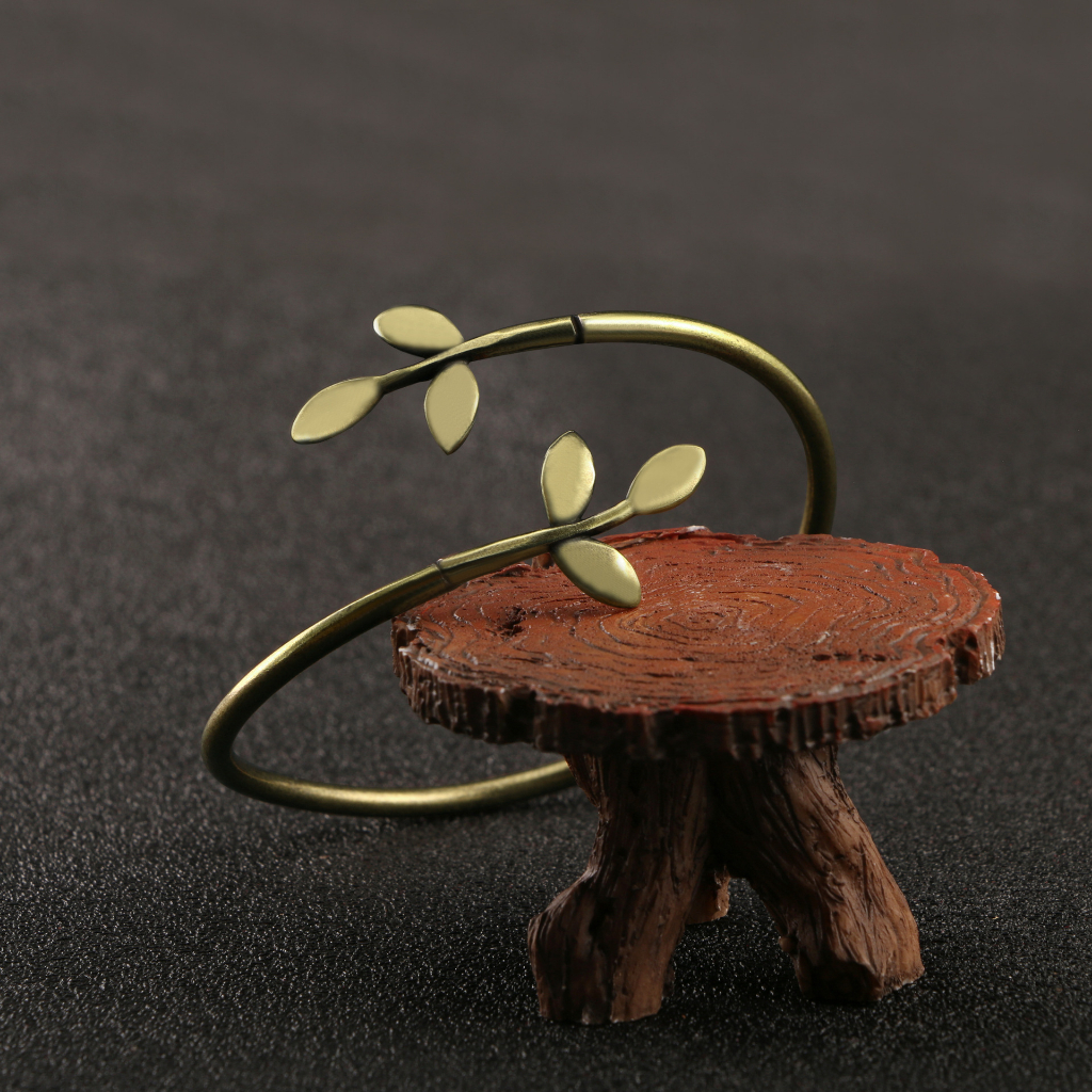 Vòng tay đồng thau phong cách cổ điển - Đi kèm hộp đưng thư pháp