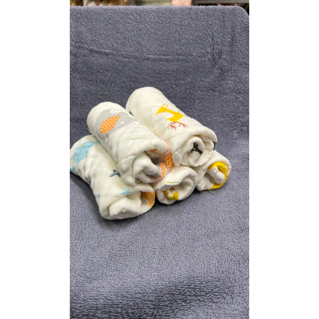 Khăn sữa , khăn mùng sợi tre 25*25 cm hình ngẫu nhiên Khăn lau mặt