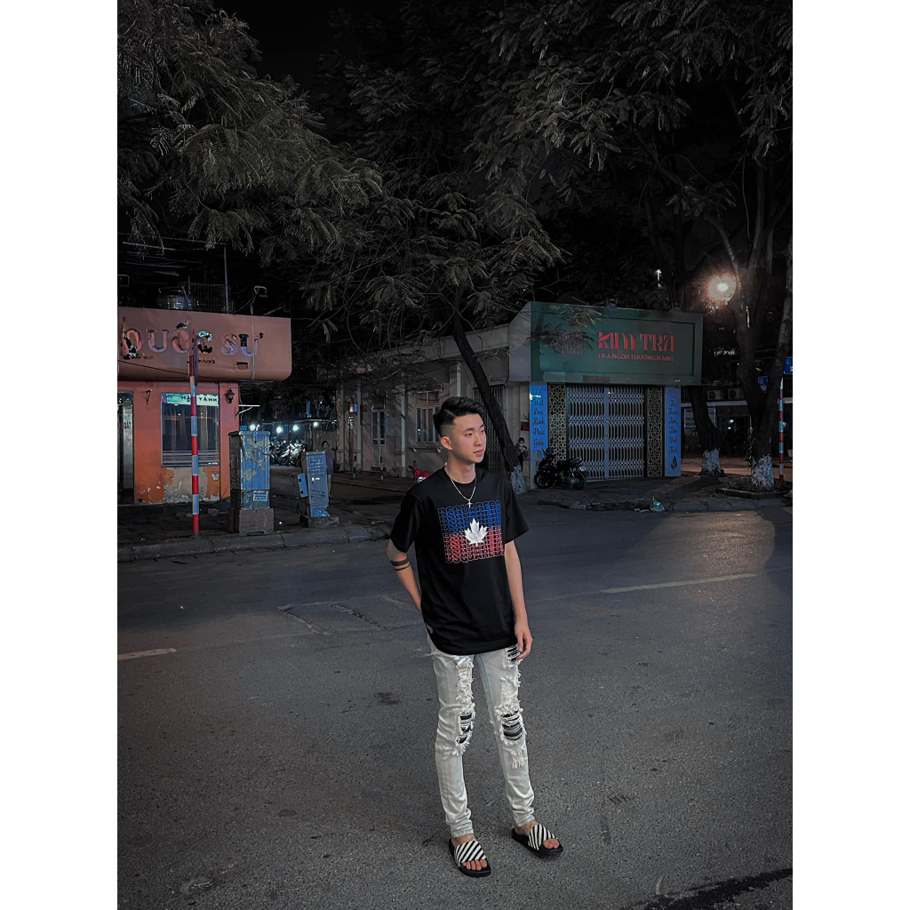 Áo Cộc Tay Nam Nữ In Chữ DSQ2 Nháy Xanh Đỏ Hình Lá Phong Đen Trắng - Áo Phông Boy Phố Đi Cháy Cực Hót Trend 2023