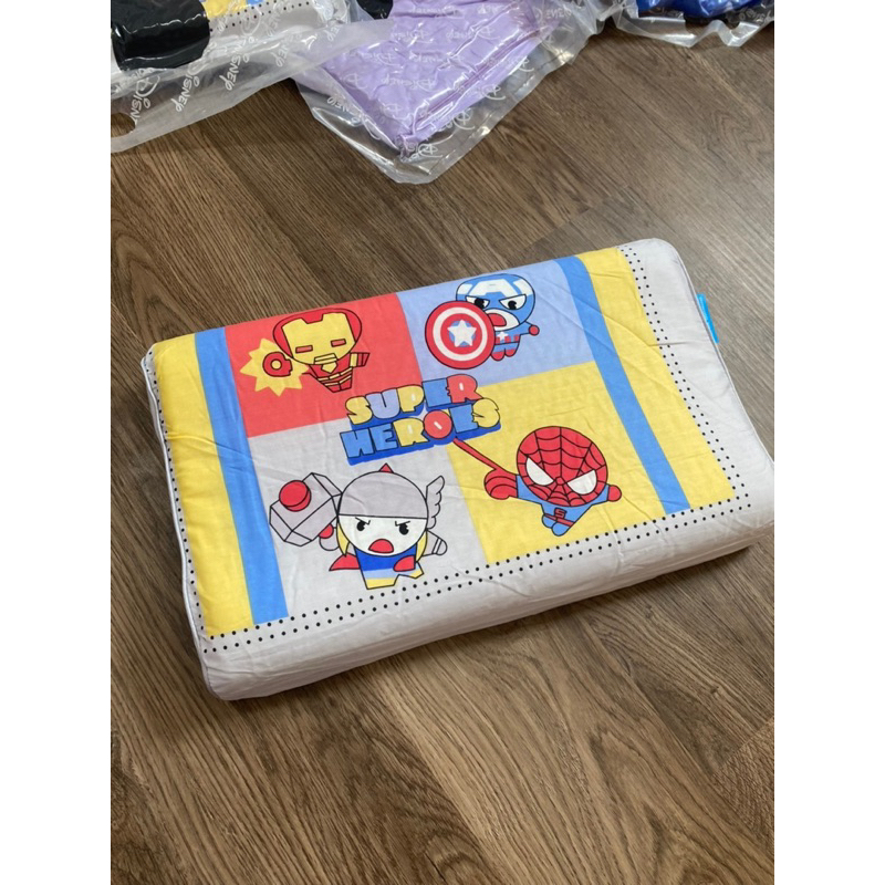 Gối cao su non Disney cho bé