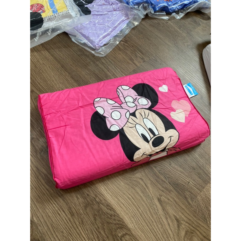 Gối cao su non Disney cho bé