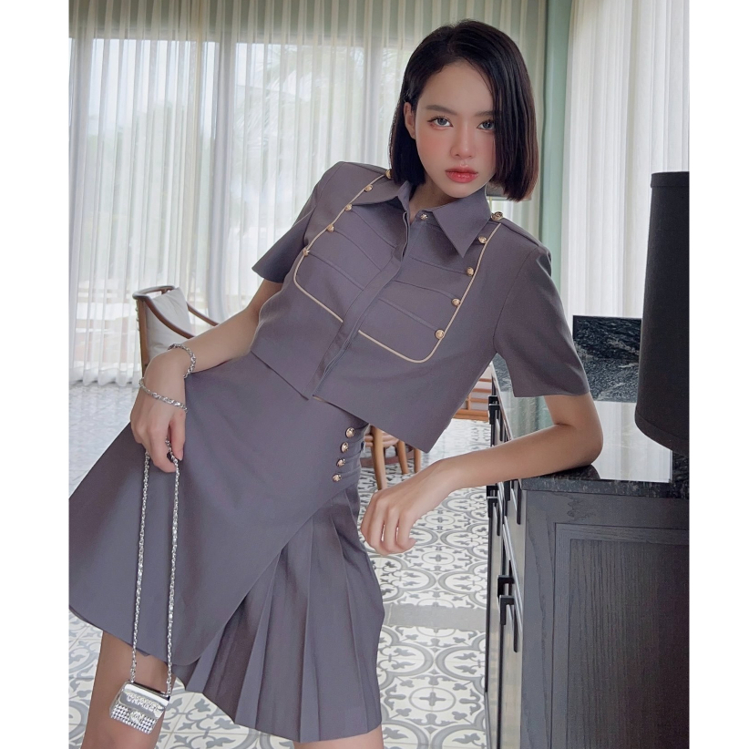 Áo Blazer Dáng Ngắn  JM Dress Design Thiết Kế Cổ Đức Cá Vai Sang Chảnh 5B01.2206KT