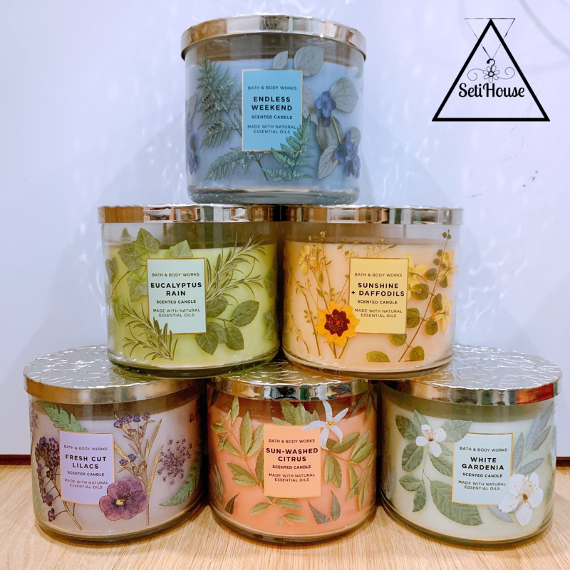 Nến thơm BATH AND BODY WORKS  3 bấc 411g  AUTH