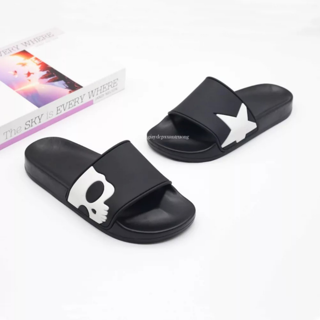 Dép nam quai ngang Hydrogen, dép có họa tiết đầu lâu và ngôi sao, dép rất hợp với mấy bạn nam thích mạnh mẽ