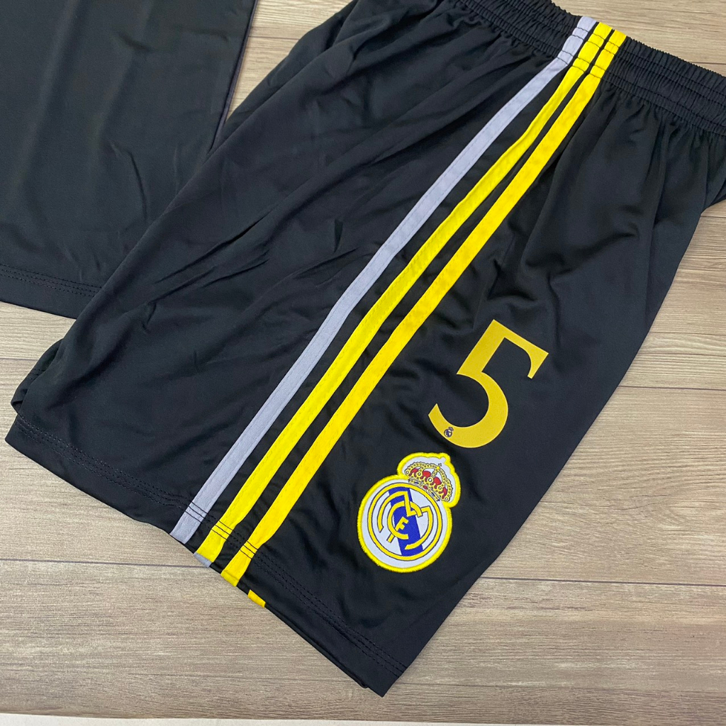 Bộ quần áo bóng đá Real đen sân khách  in tên BELLINGHAM số 5