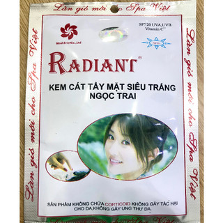 Kem cát tẩy mặt siêu trắng radiant ngọc trai