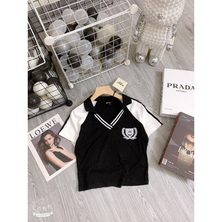 áo thun zip cổ bẻ phom crop top