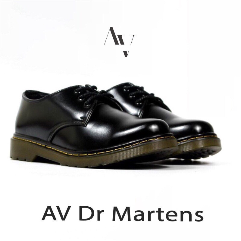 Giầy doctor marten da nguyên tấm nhập khẩu.đế kếp size nam nữ!