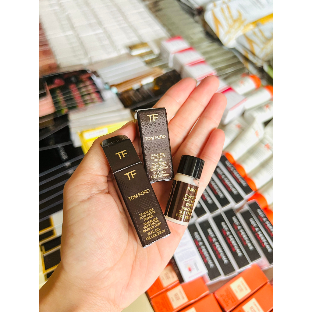 Kem lót kiềm dầu TomFord Traceless Soft Matte Primer 3,8ml