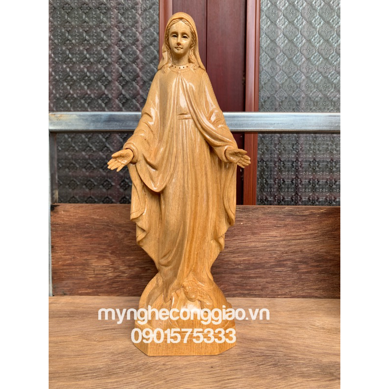 Tượng Mẹ ban ơn gỗ pơmu cao 30cm | Tượng gỗ mẹ Maria