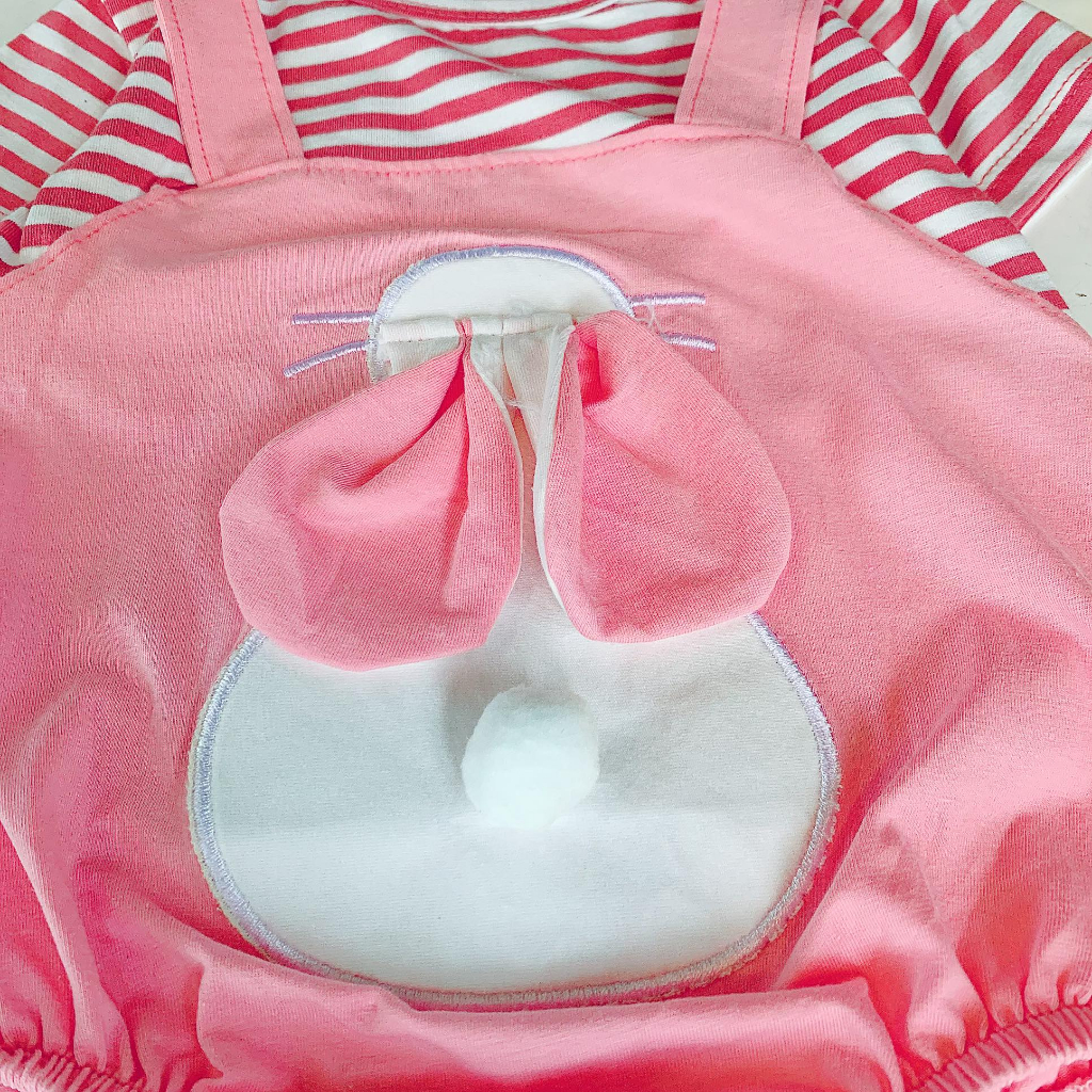 Body cho bé gái tay ngắn kiểu yếm hình thỏ kẻ từ sơ sinh đến 1 tuổi