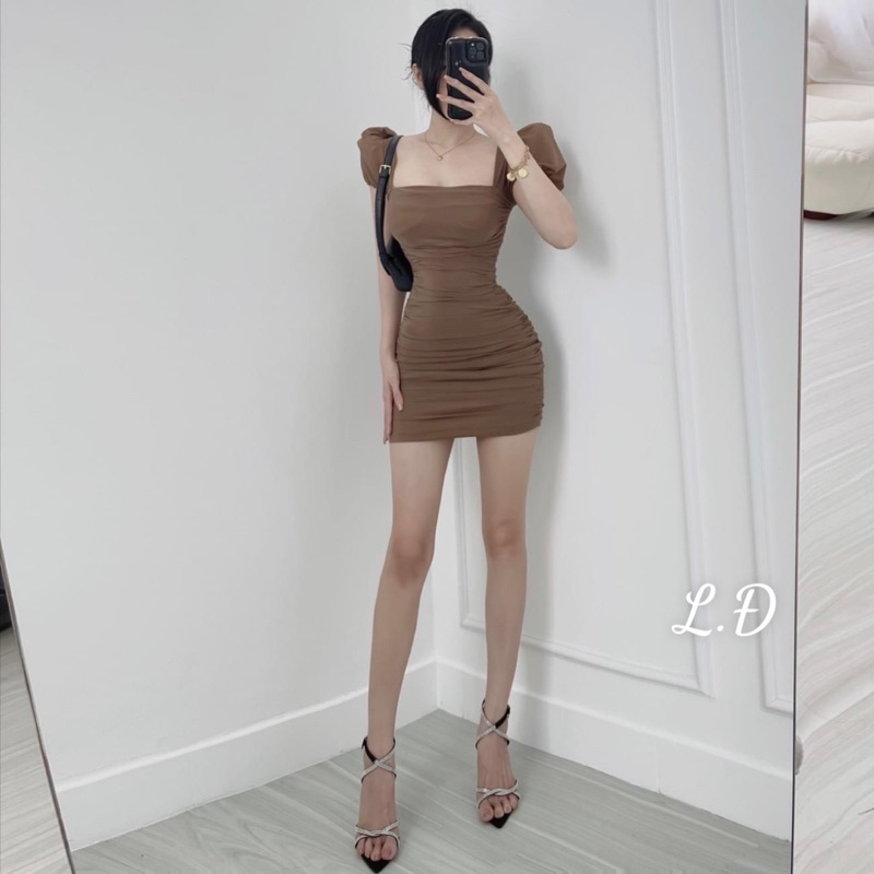 Đầm body lưới cổ vuông tay bồng