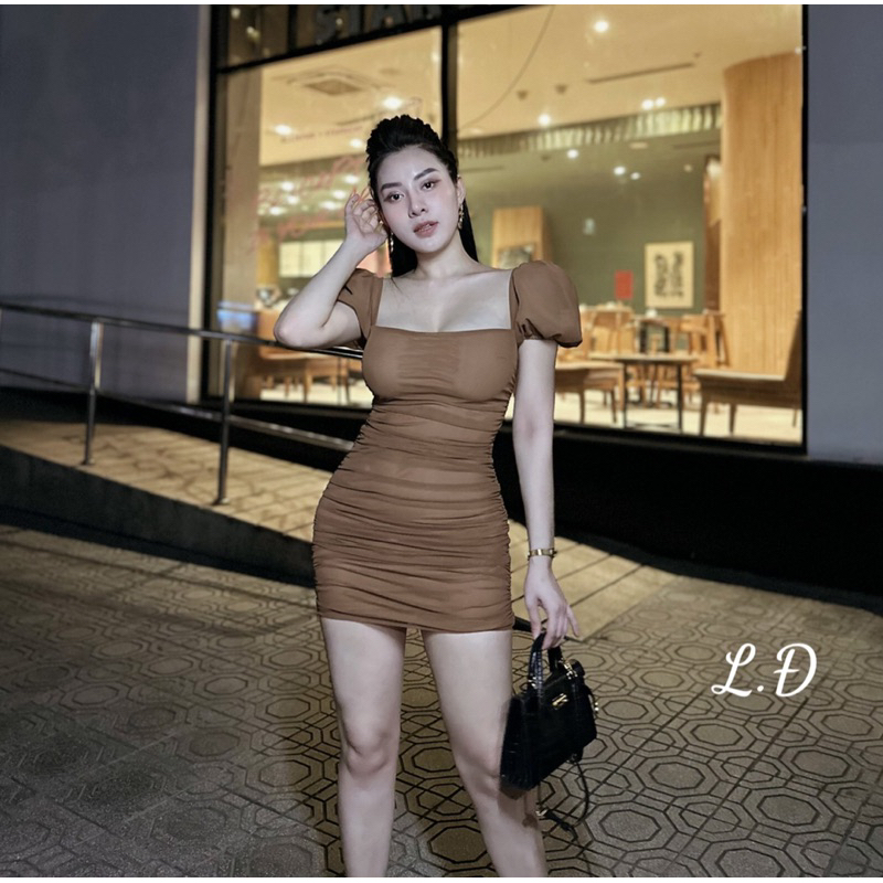 Đầm body lưới cổ vuông tay bồng