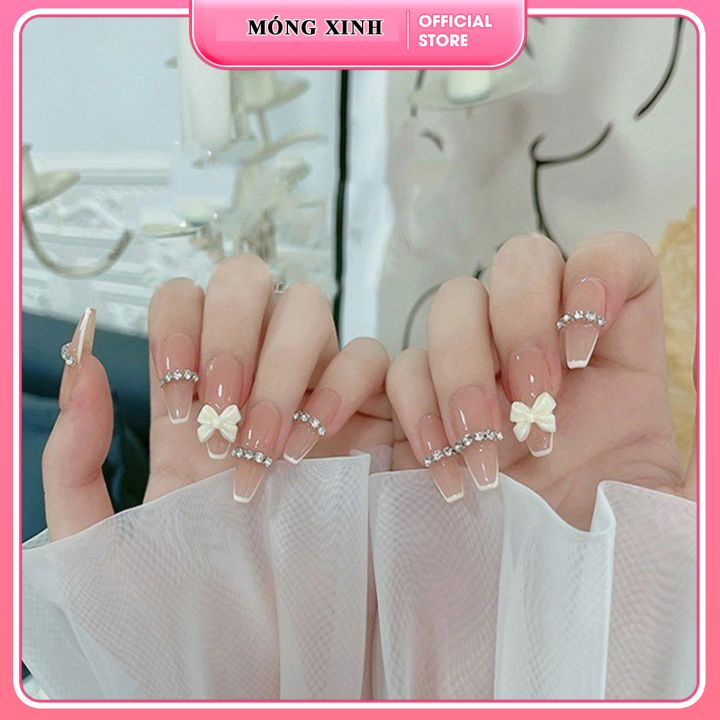 Set 24 móng tay giả đính đá cao cấp (Tặng kèm keo + dũa + miếng dán)