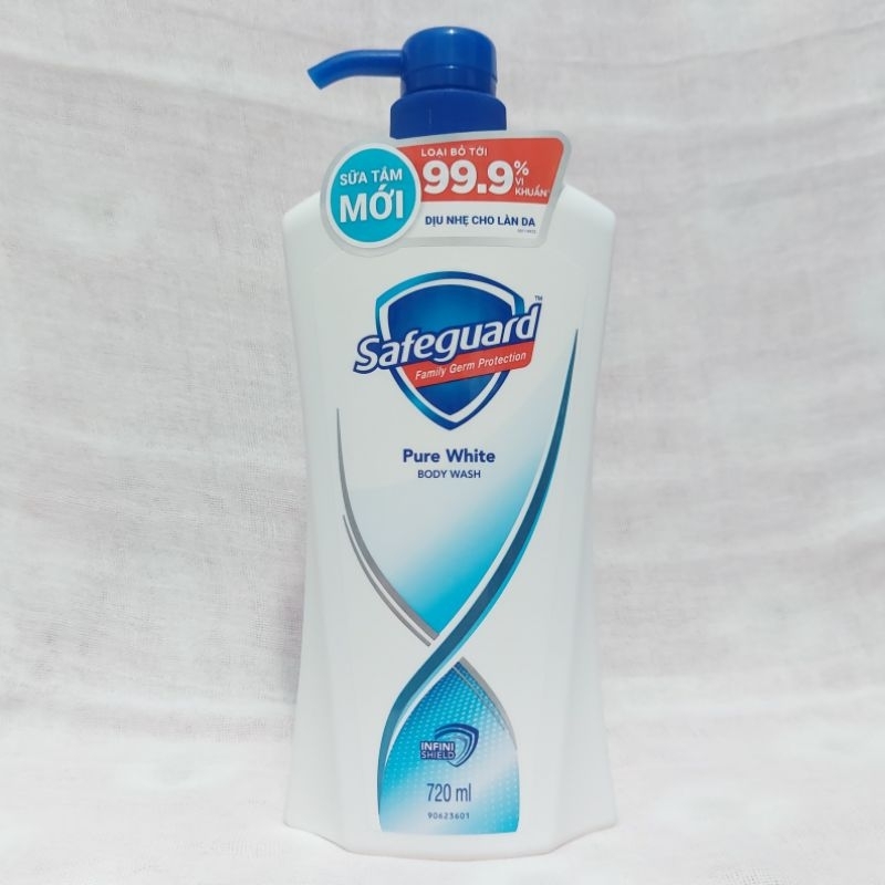 Sữa tắm Safeguard Pure white Trắng tinh khiết 720ml