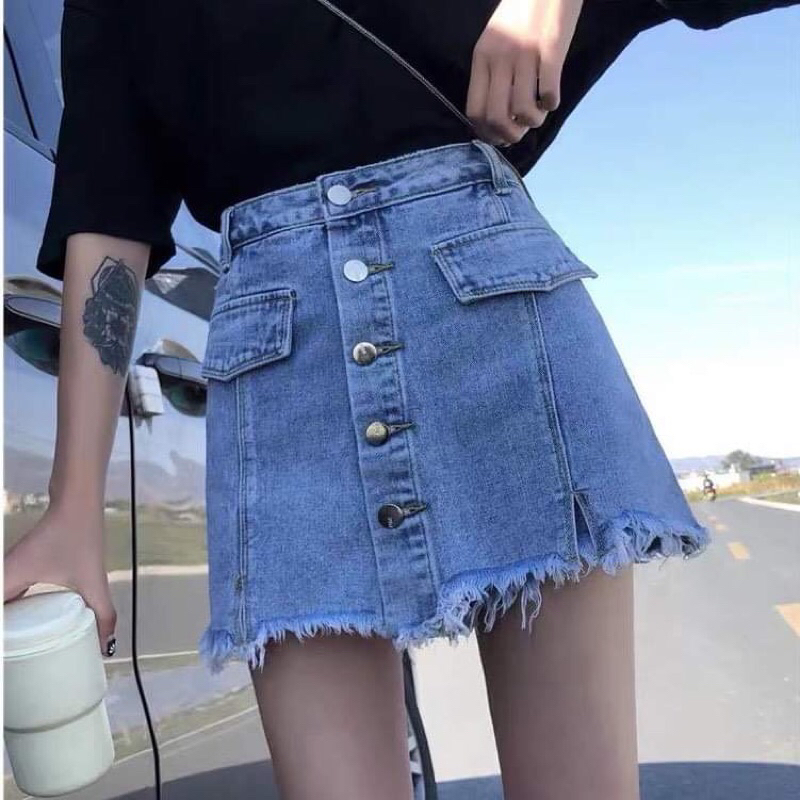 Chân váy ngẫu nhiên