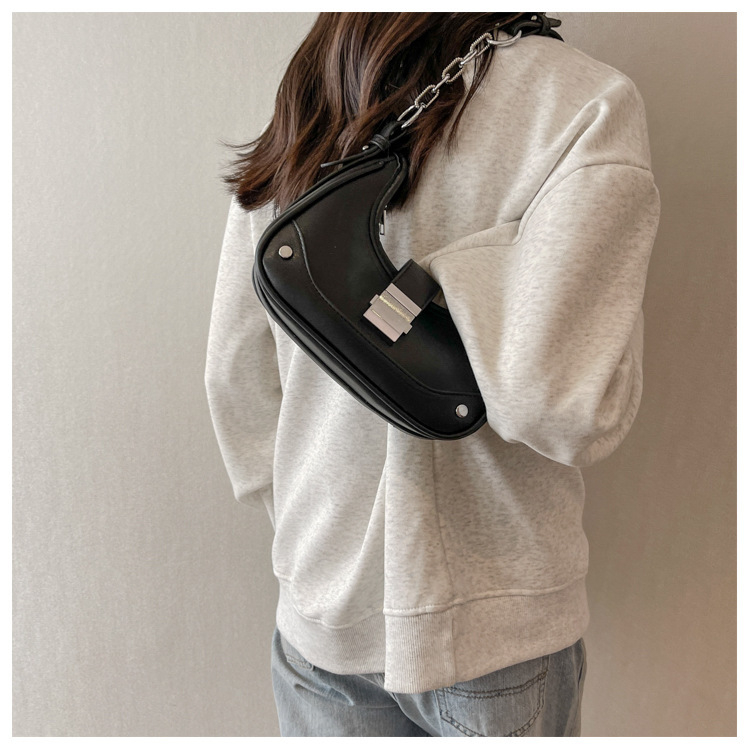 Túi đeo vai nữ túi xách dáng thuyền kẹp nách kèm dây đeo chéo khóa sập phối xích LK342