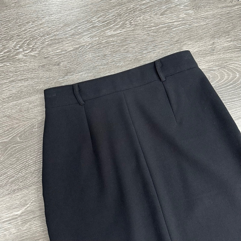 HIPU.VNXK - CHÂN VÁY HOBBS MIDI PHỐI LAI XẺ PHÍA TRƯỚC.