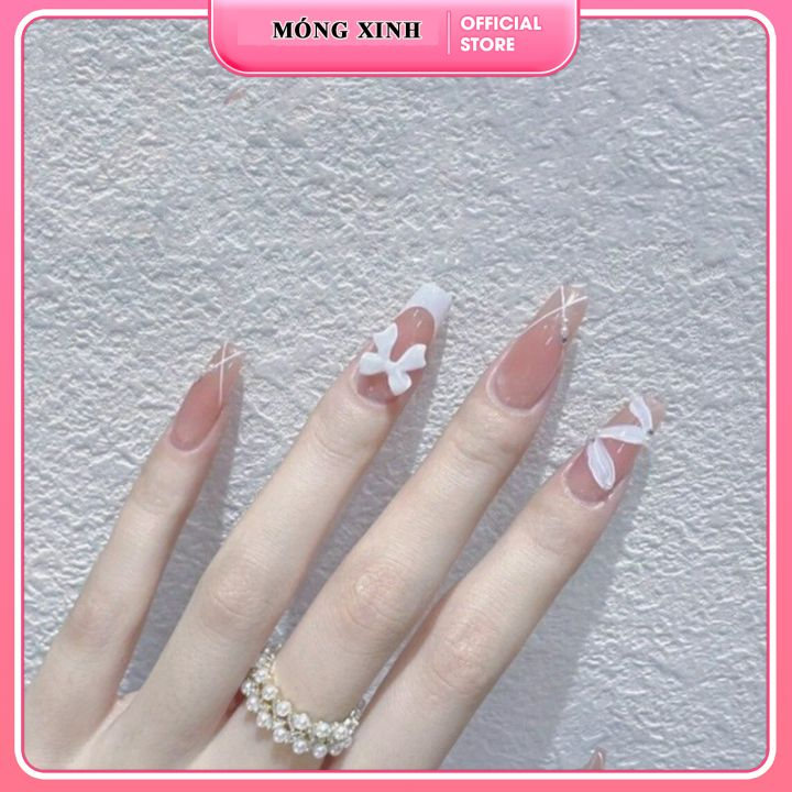 Set 24 móng tay giả đính đá cao cấp (Tặng kèm keo + dũa + miếng dán)