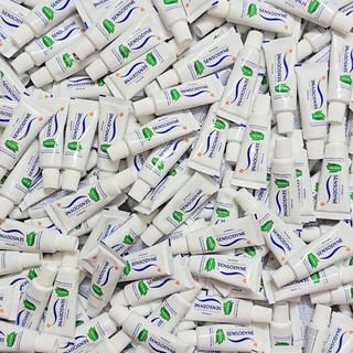 Kem đánh răng Sensodyne Fresh Mint 18g