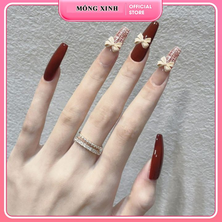 Set 24 móng tay giả dài đính đá cao cấp (Tặng kèm keo + dũa + miếng dán)