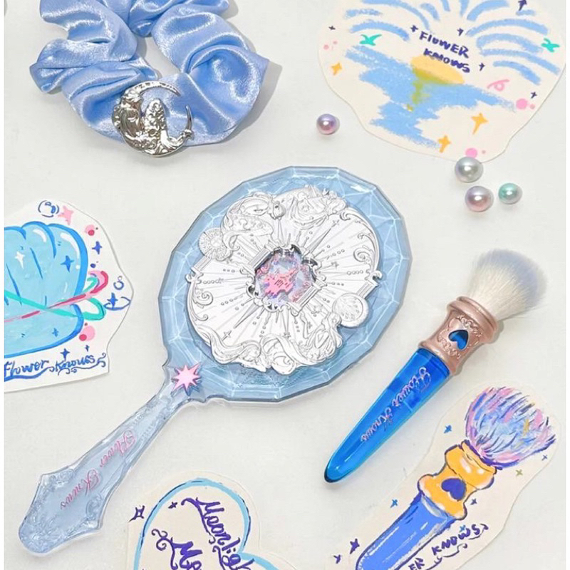 Gương, Cọ Má Flower Knows Keo Lỳ Tái Châu