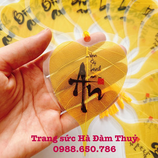 Lá bồ đề thư pháp