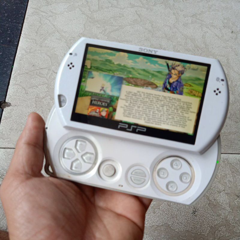 May game Sony Psp Go