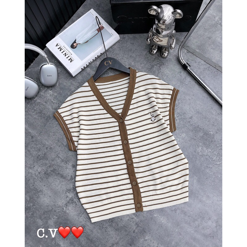 ( 𝙃𝙮𝙮𝙜𝙚 𝙘𝙡𝙤𝙩𝙝𝙞𝙣𝙜 ) Áo len kẻ thỏ dáng gile khuy