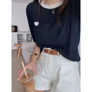 @𝗆𝗈𝗈𝗇𝗂 𝖻𝖺𝖾𝖾 _ Áo len cộc tay mỏng thêu tim ( còn than)