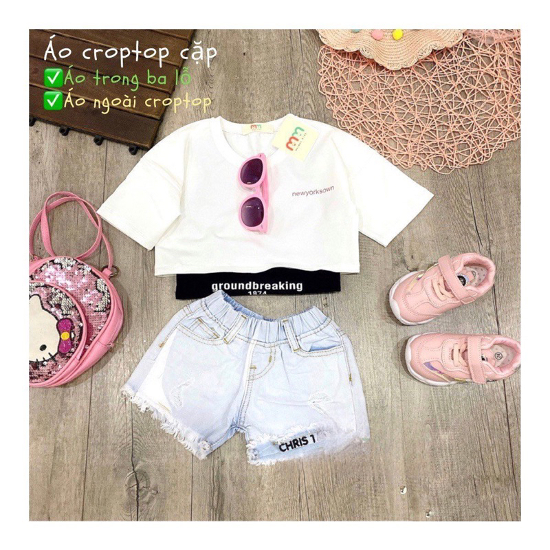 Áo croptop 2 chi tiết gồm áo thun tay ngắn và áo sát nách bên trong