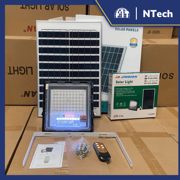 Đèn Năng Lượng Mặt Trời, Đèn Pha Chống Lóa Cao Cấp JD-770 Công Suất 70W - Mẫu 2023, Khung Nhôm- BH 02 Năm