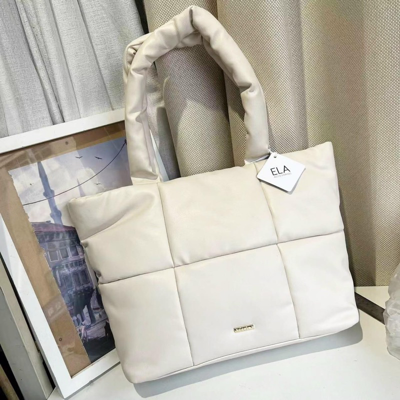 FRZ-Túi tote công sở vừa laptop  Elia puffy tote bag--Tone trắng kem puffy sang chảnh