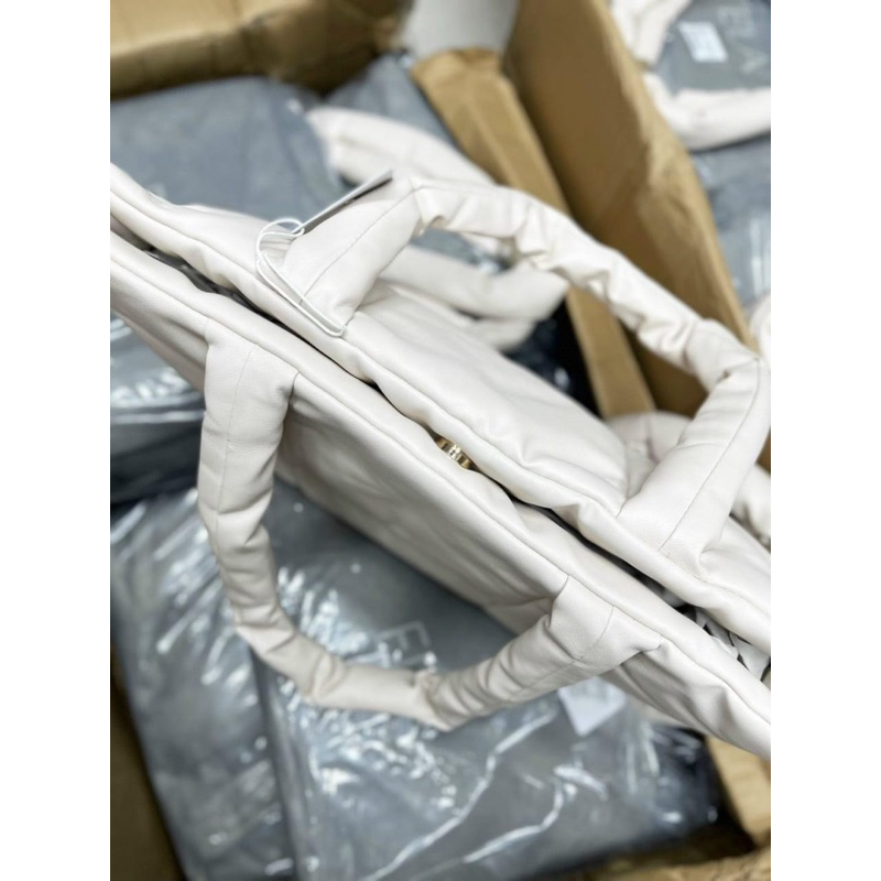 FRZ-Túi tote công sở vừa laptop  Elia puffy tote bag--Tone trắng kem puffy sang chảnh