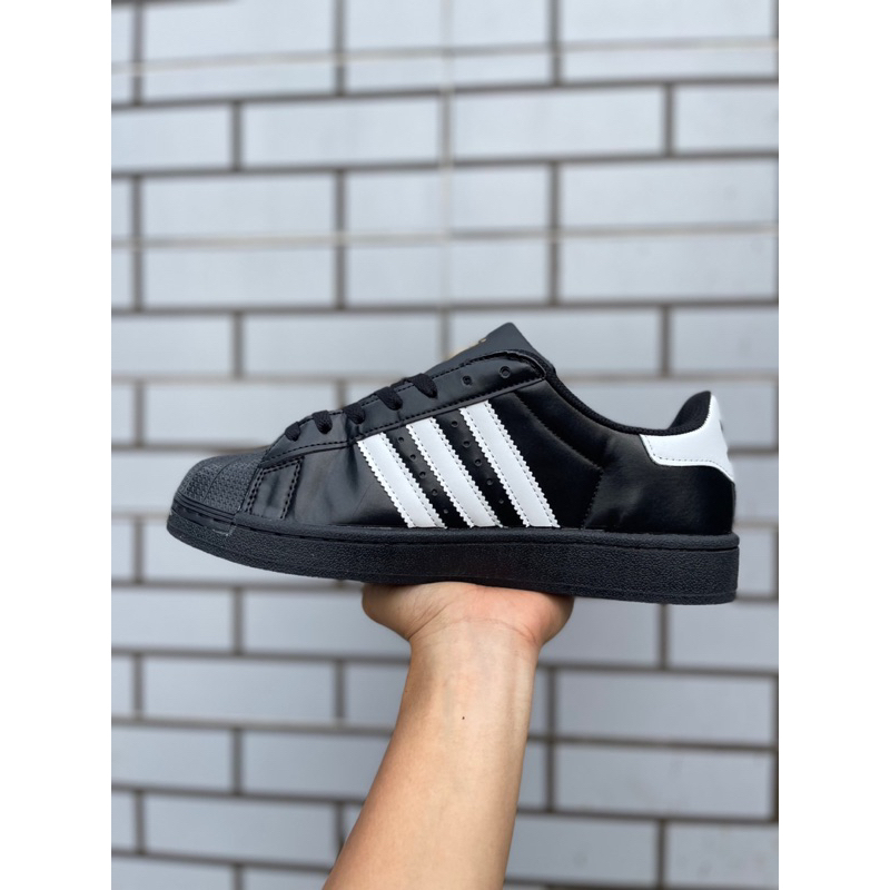 Giày thể thao Supper.star đen da