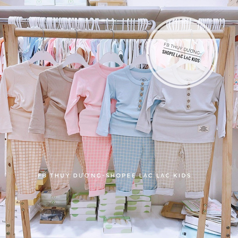 HRNEE - Bộ dài tay cổ trụ phối kẻ karro