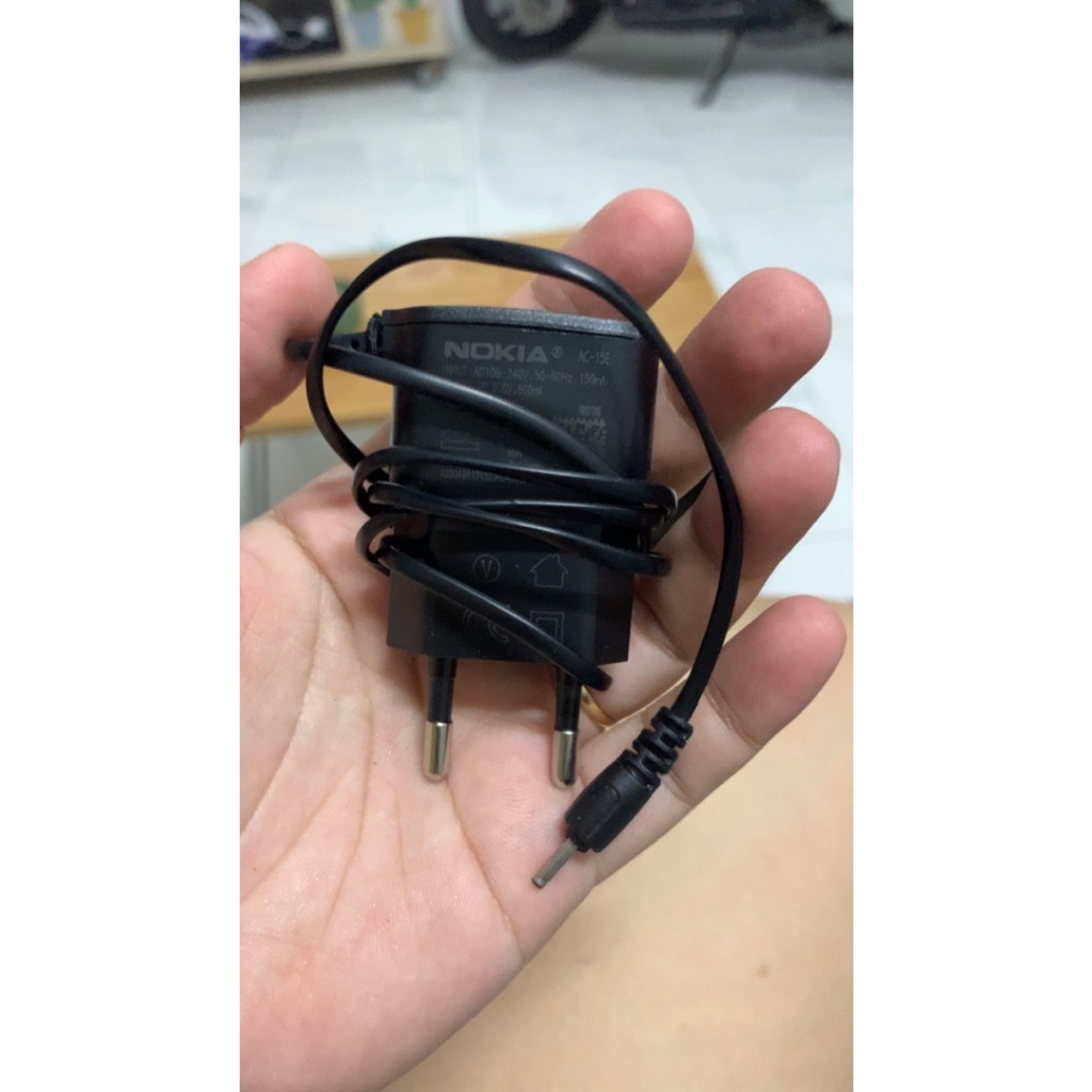 Cục sạc pin điện thoại NOKIA chân kim đầu tròn chui chuôi nhỏ đt NOKIA 1280 105 6300 1200 1202 2700 2730 2690 E72 C2 N95