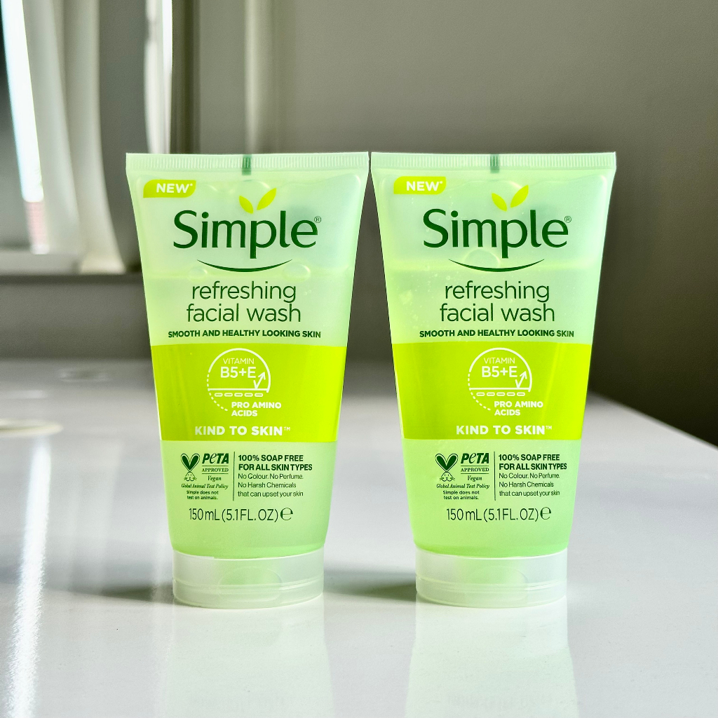 Sữa Rửa Mặt Simple Gel Kind To Skin Refreshing Facial Wash Gel 150ml