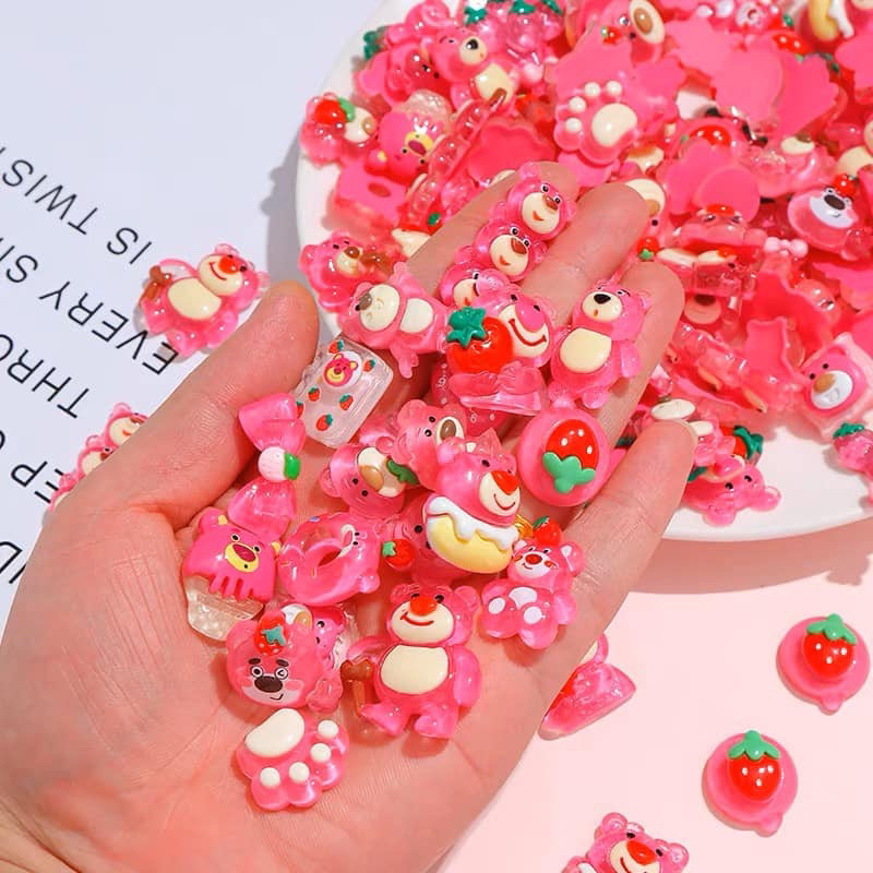 Set 4 Sticker Charm 3D Gấu Dâu Lotso Trang Trí Sổ Điện Thoại Bình Nước Siêu Xinh