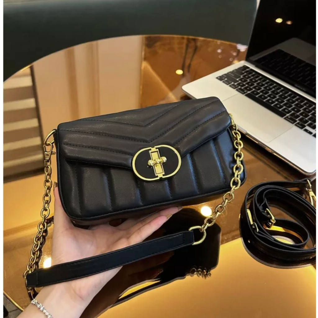 Túi nữ đeo vai đeo chéo chữ nhật khóa đã vâ chéo - T25