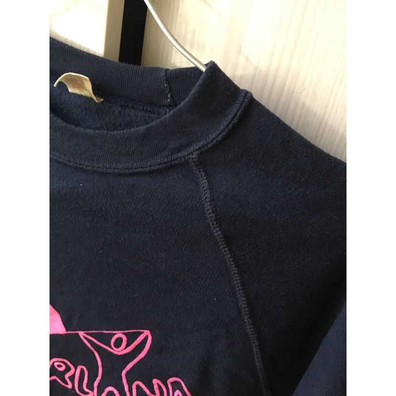 Pass áo sweater màu xanh than