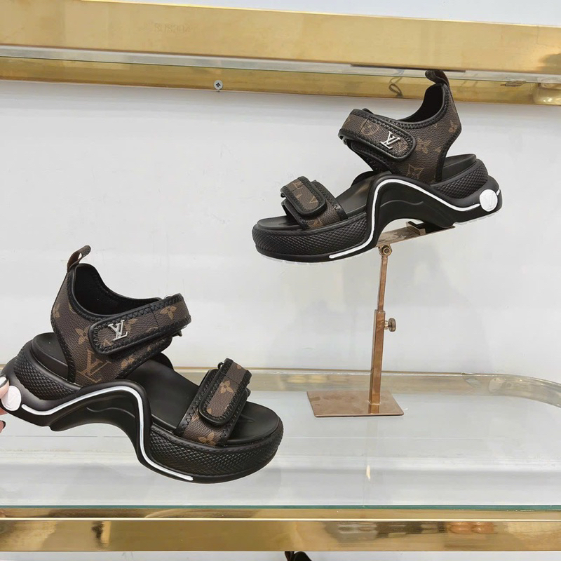 Sandanls LV  chuẩn hàng L1 quảng châu fullbox xịn sò