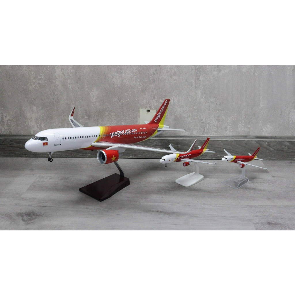 Mô hình máy bay V i e t j e t A ir Airbus A320 47cm 1:130 có đèn led tự động theo tiếng vỗ tay hoặc chạm MB47003