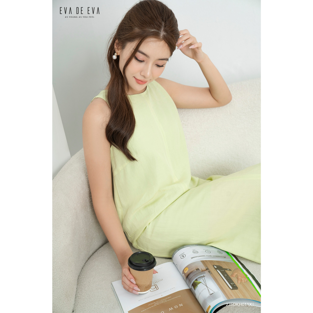 Đầm sát nách cổ tròn dáng suông Eva de Eva 23SDKH011X